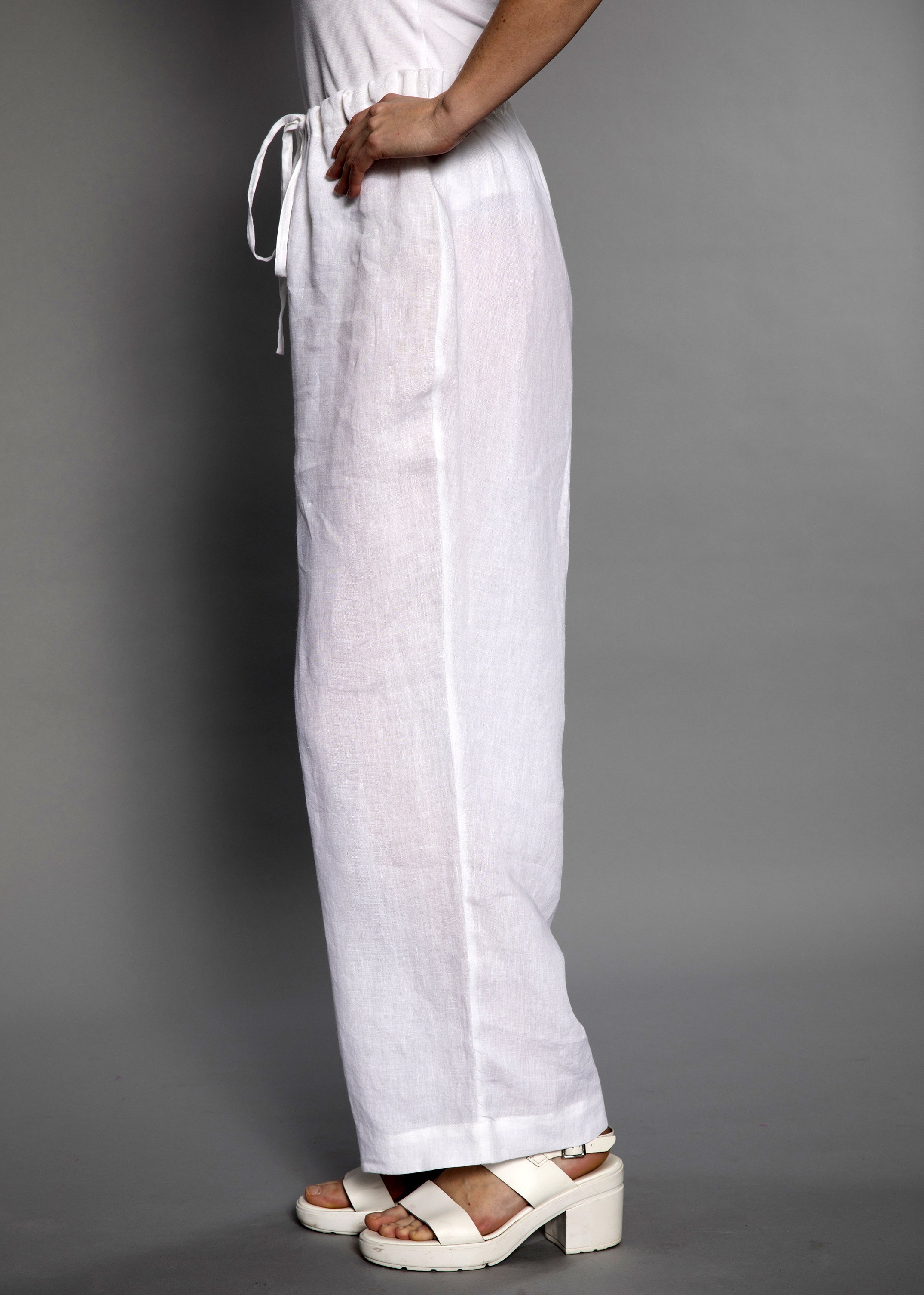 HAILEY BIEBER DROP | medium white drawstring trousers – remass